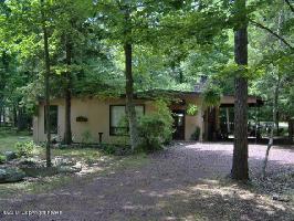 25 Red Oak Dr