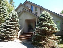 2228 Hillcrest Drive