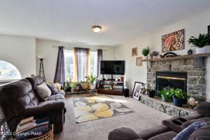 1167 Glade Dr