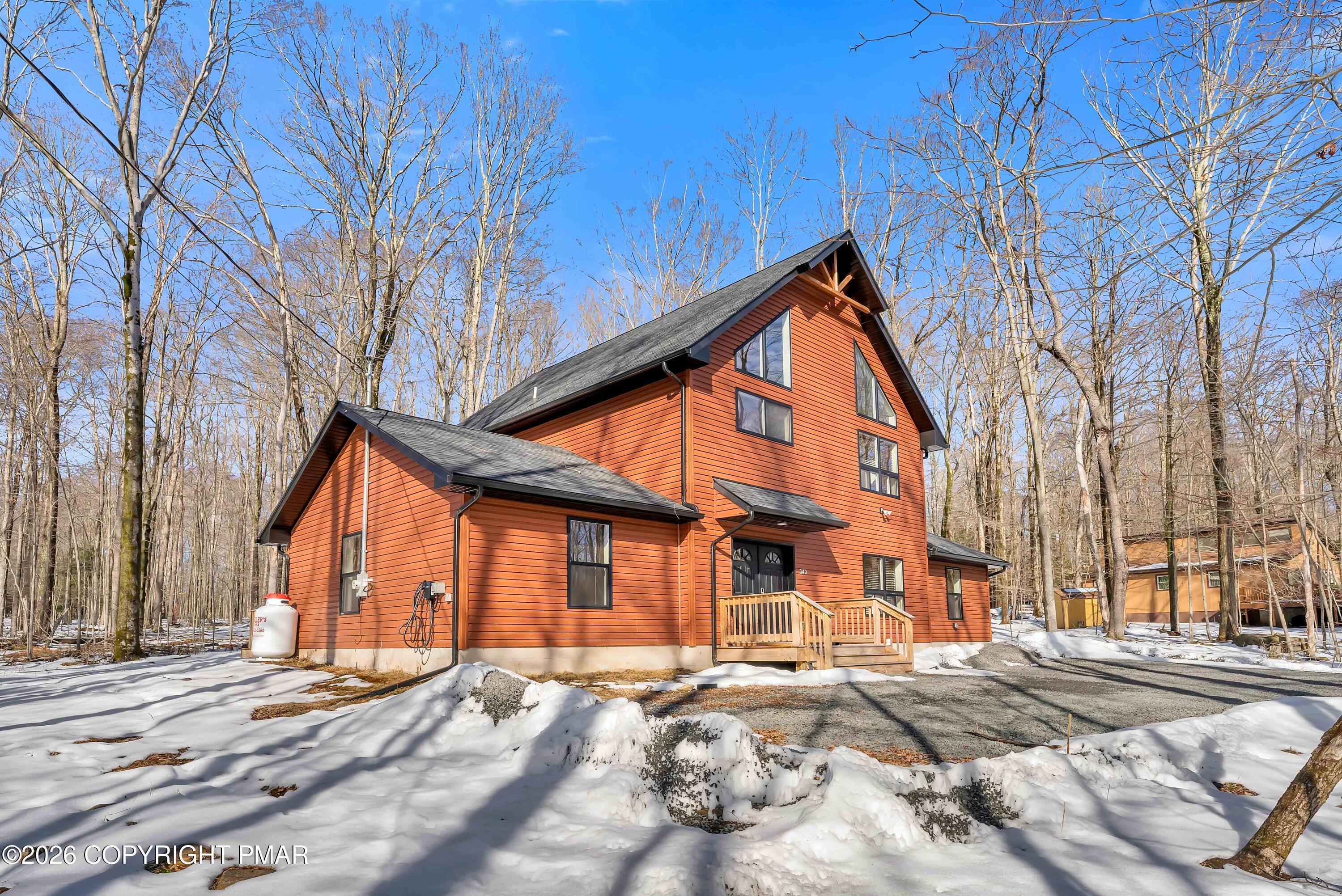 Image 4: 340 King Arthur Road, Pocono Lake, PA-3