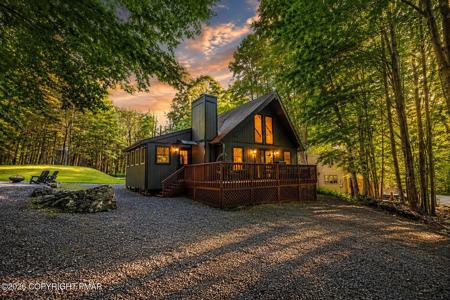 105 Lyman Lane