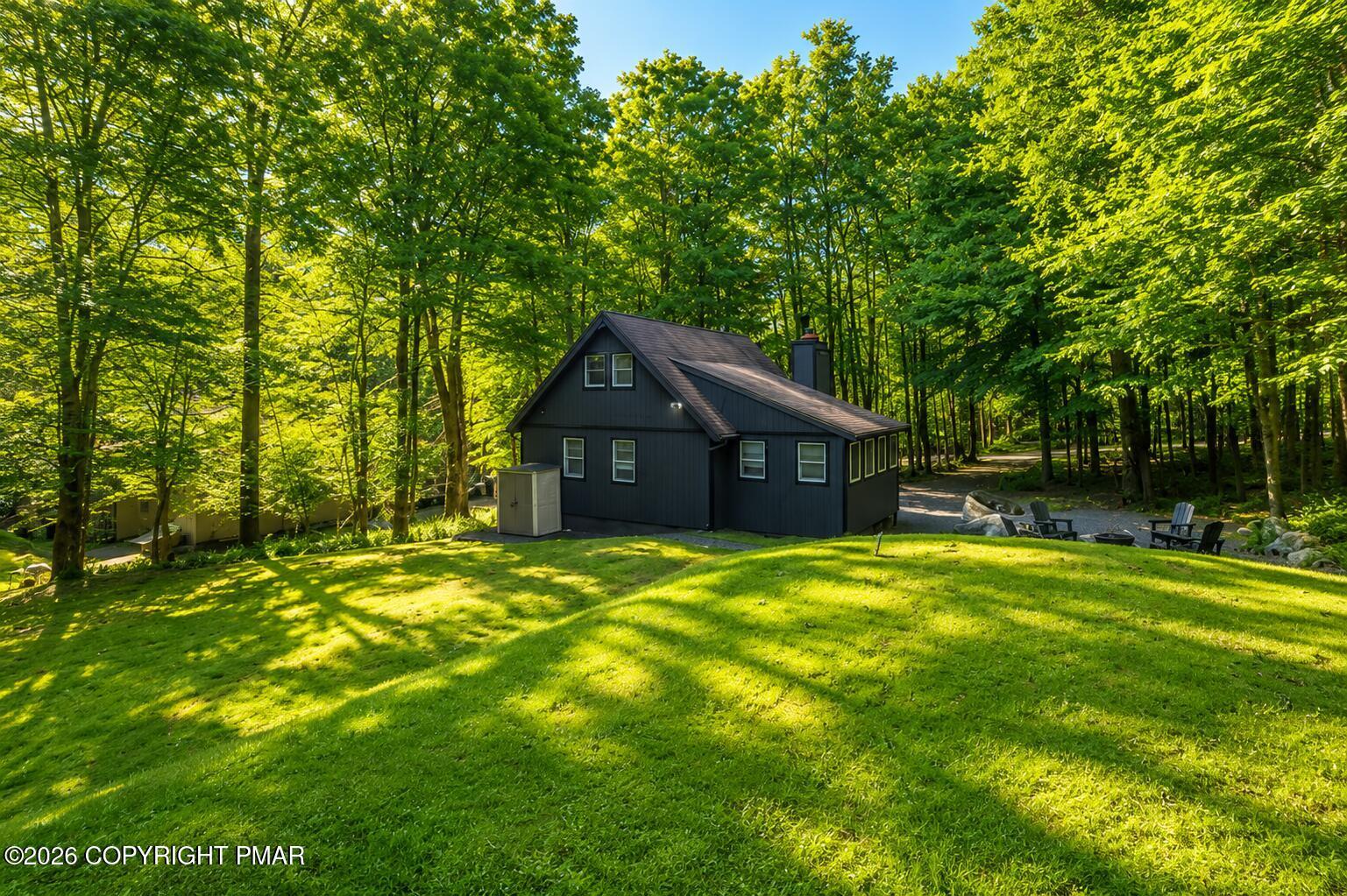 Image 3: backyard