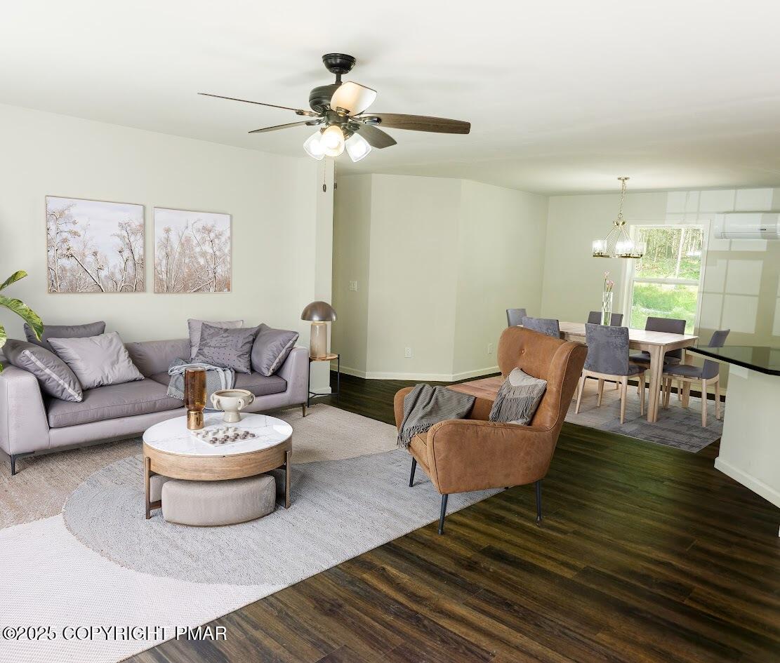 Image 2: Living room