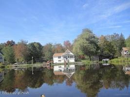1063 Arrowhead Dr