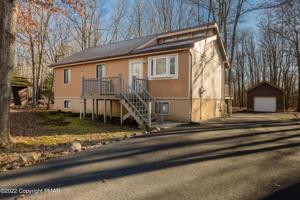 6 Scott Ln