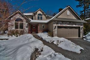 6131 Lakeview Drive