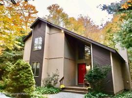 5541 Fox Run