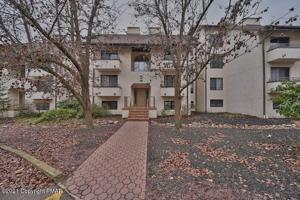 51 Midlake Dr 101