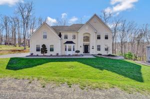 3113 Hollow Drive