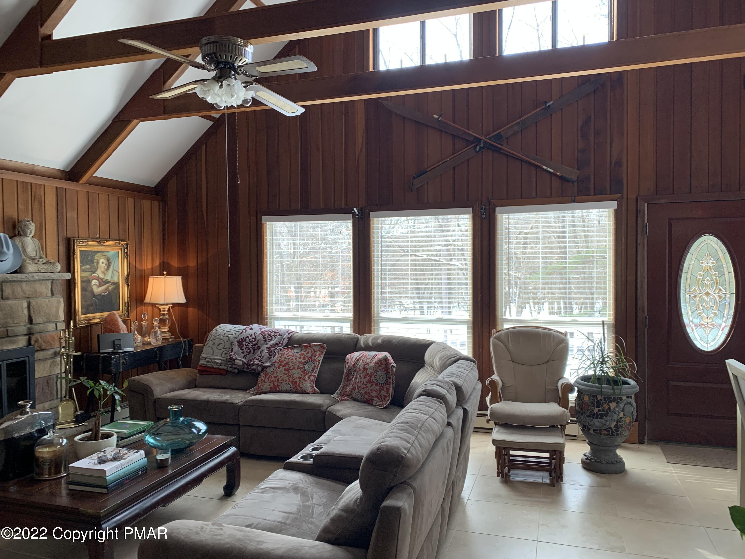 Image 2: living room