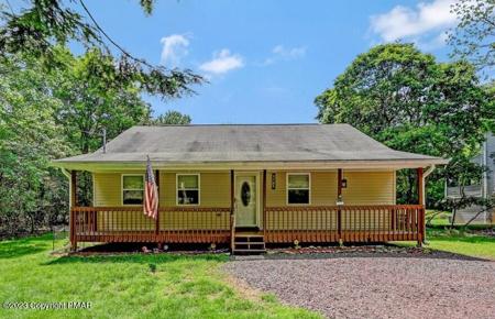 182 Lindbergh Circle