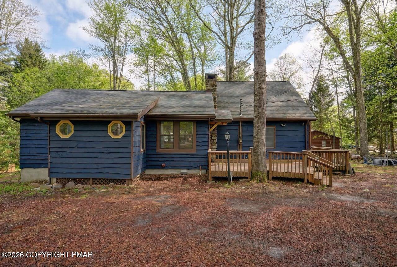 Image 4: 8 Buttonwood Rd 04 Large