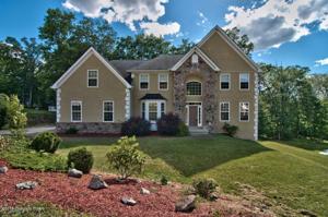 3119 Hollow Drive