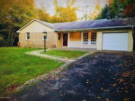 94 Holiday Dr