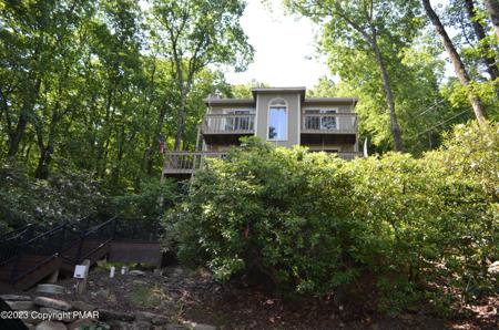 27 S Lake Drive