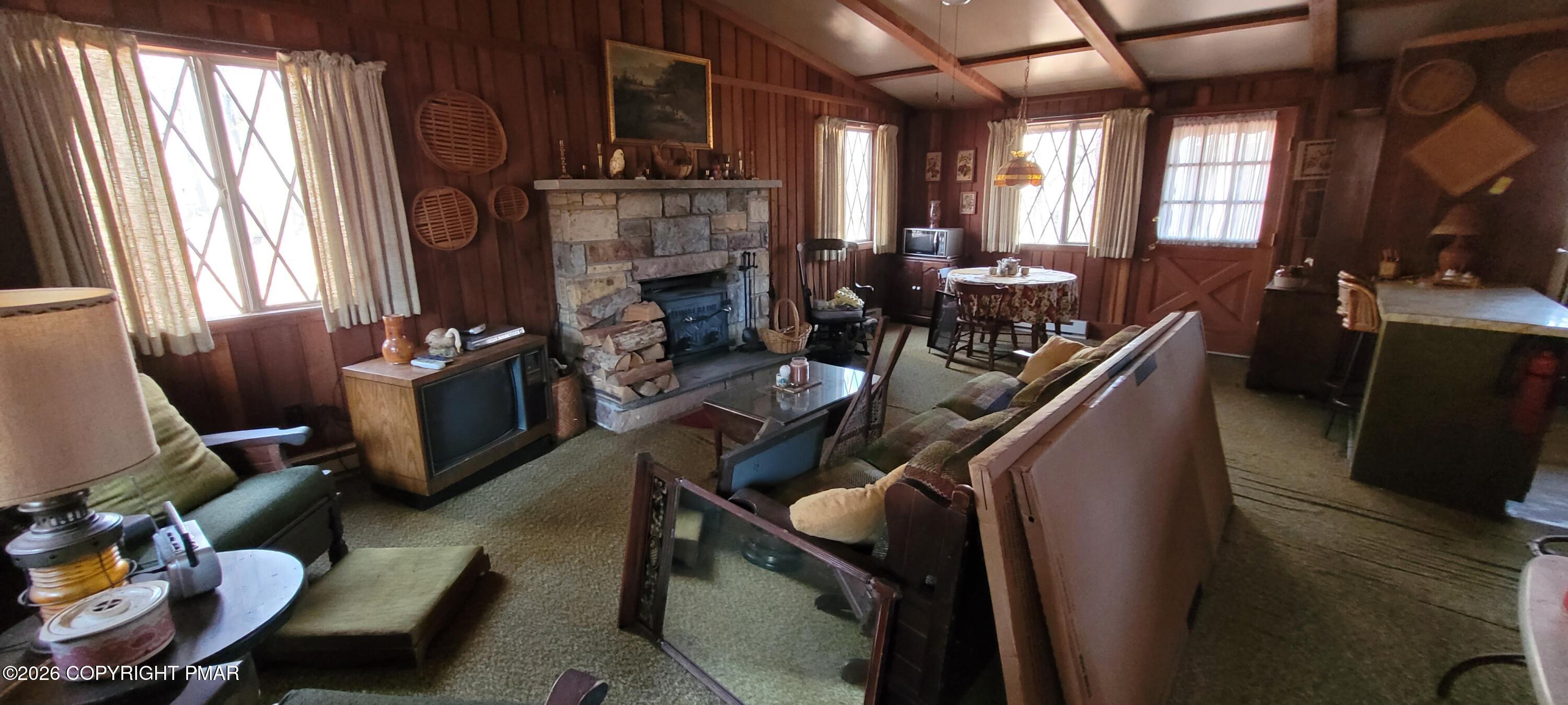 Image 2: Living Room