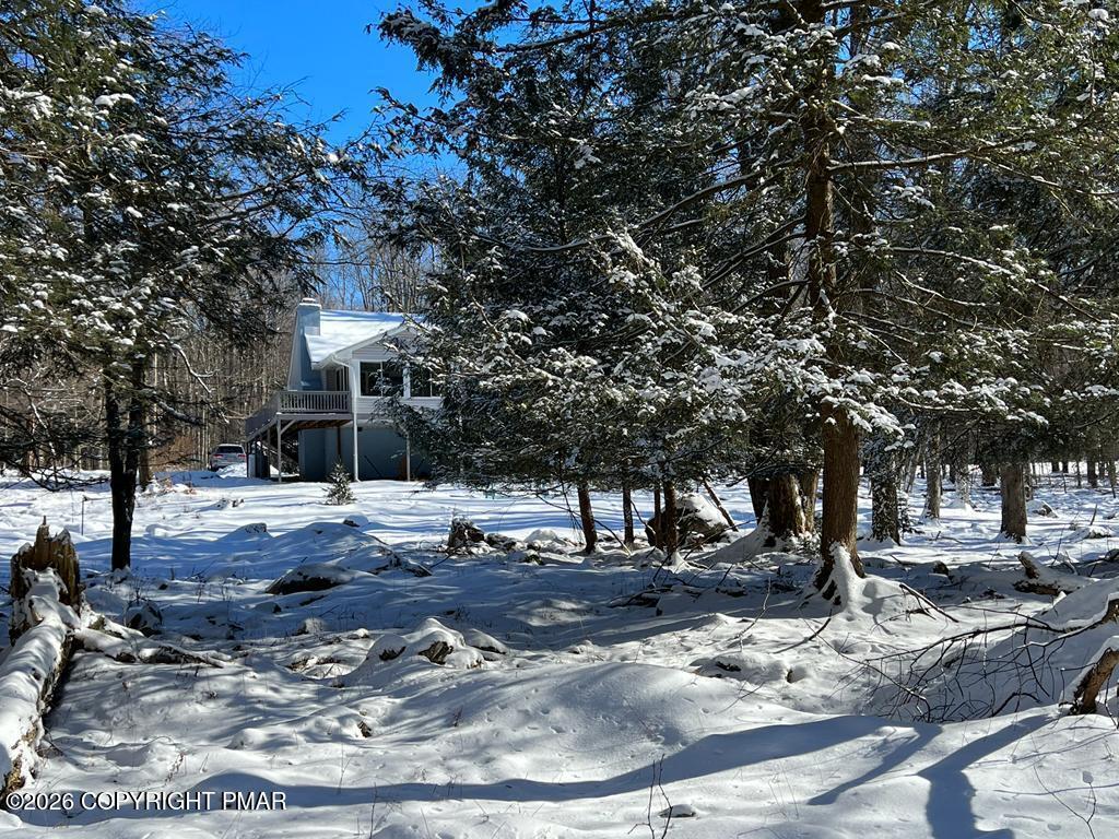 Image 4: 1061 Outdoor - Winter