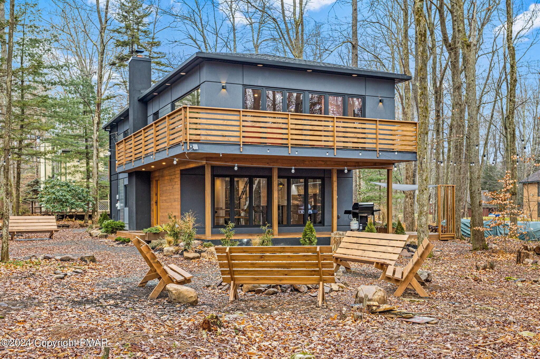 Image 3: 6-web-or-mls-1142 Oakland Pl (76 of 97)