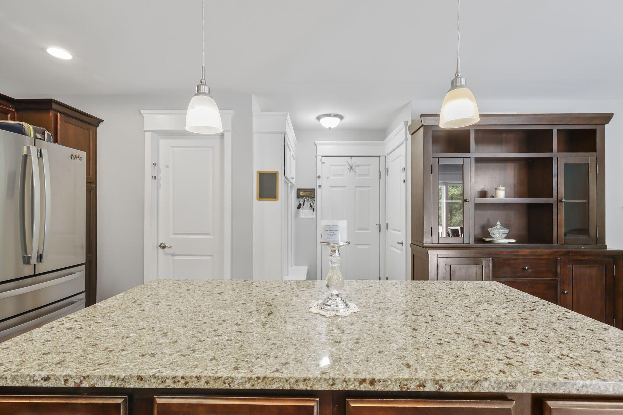 Image 4: 1127 Fillmore - kitchen3