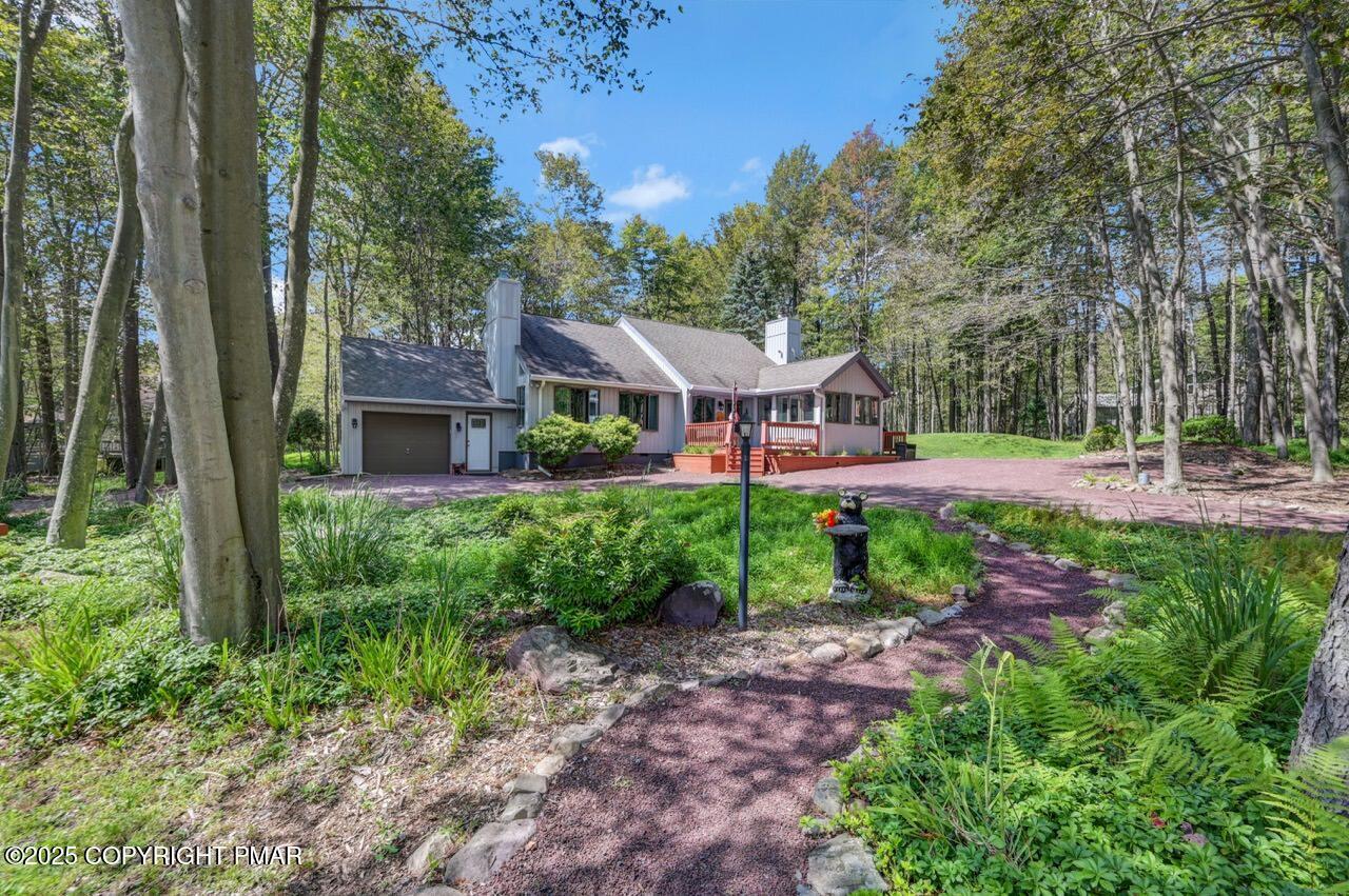 Image 2: 1161 Deer Run 01 Large