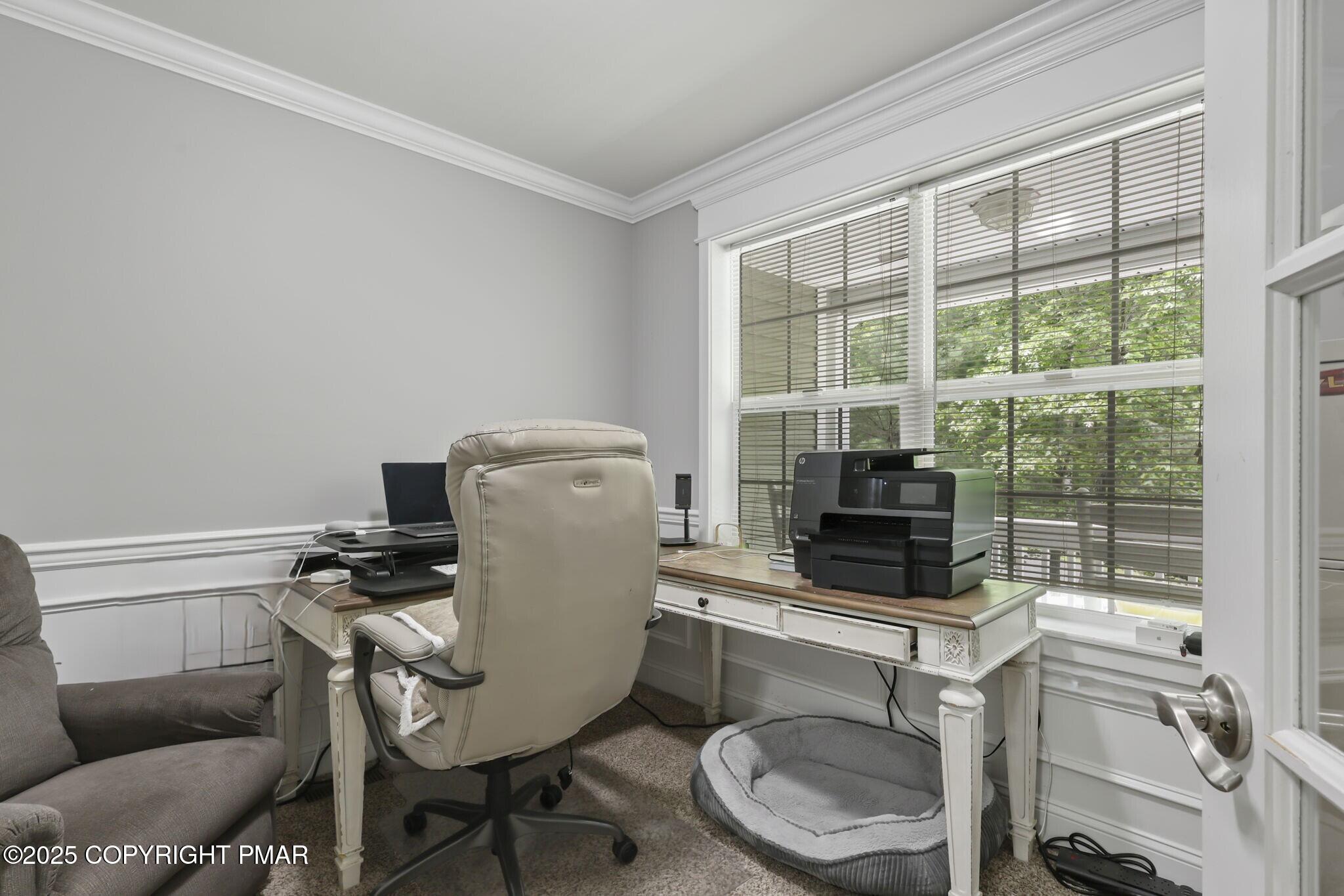 Image 4: 1127 Fillmore -office