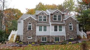 10 Beechwood Ct