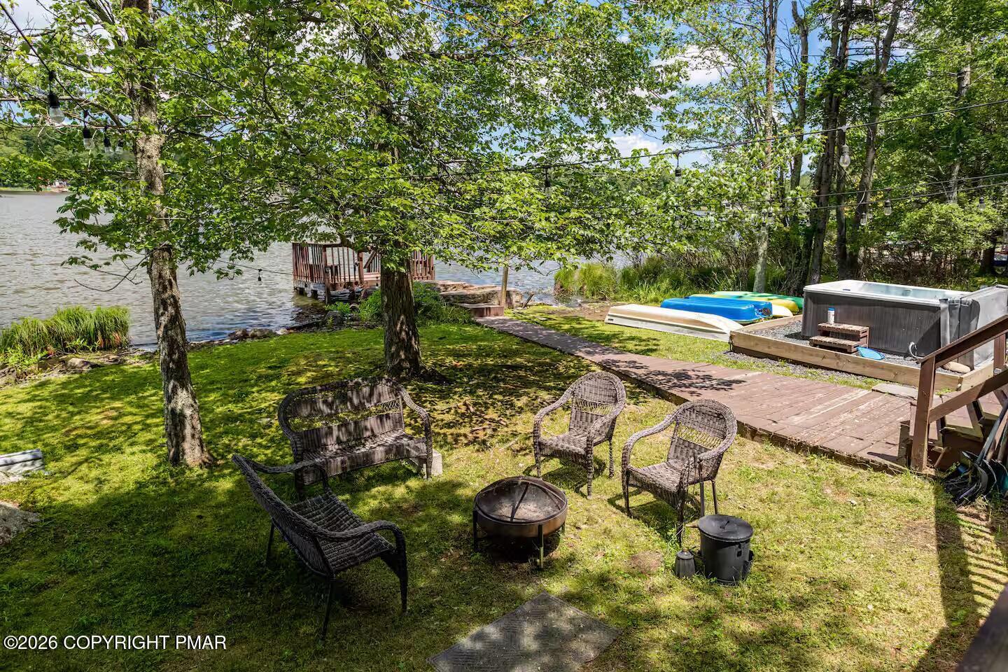 Image 2: 1455 Waterfront 44