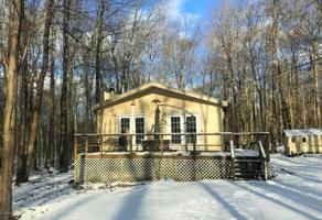 1047 Maple Dr