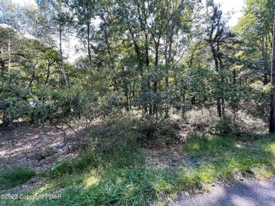 EV1094 Petrarch Trail