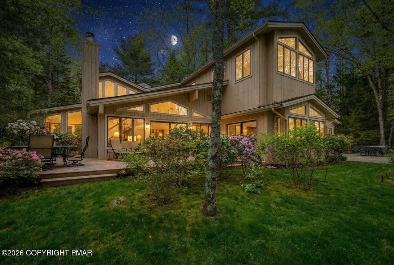 Image 2: 5290 Woodland Avenue