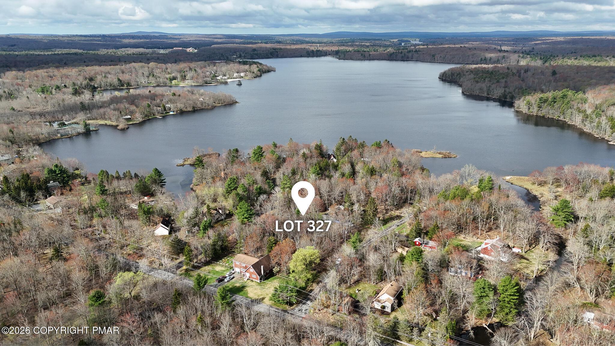 Image 1: Aerial View/Proximity to Lake
