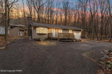 1523 Locust Lane