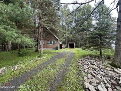 9008 Idlewild Drive