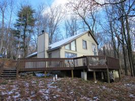 19 Pineknoll Dr