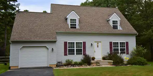 75 Robertson Rd