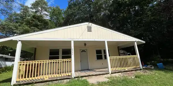 8934 Twin Lake Drive