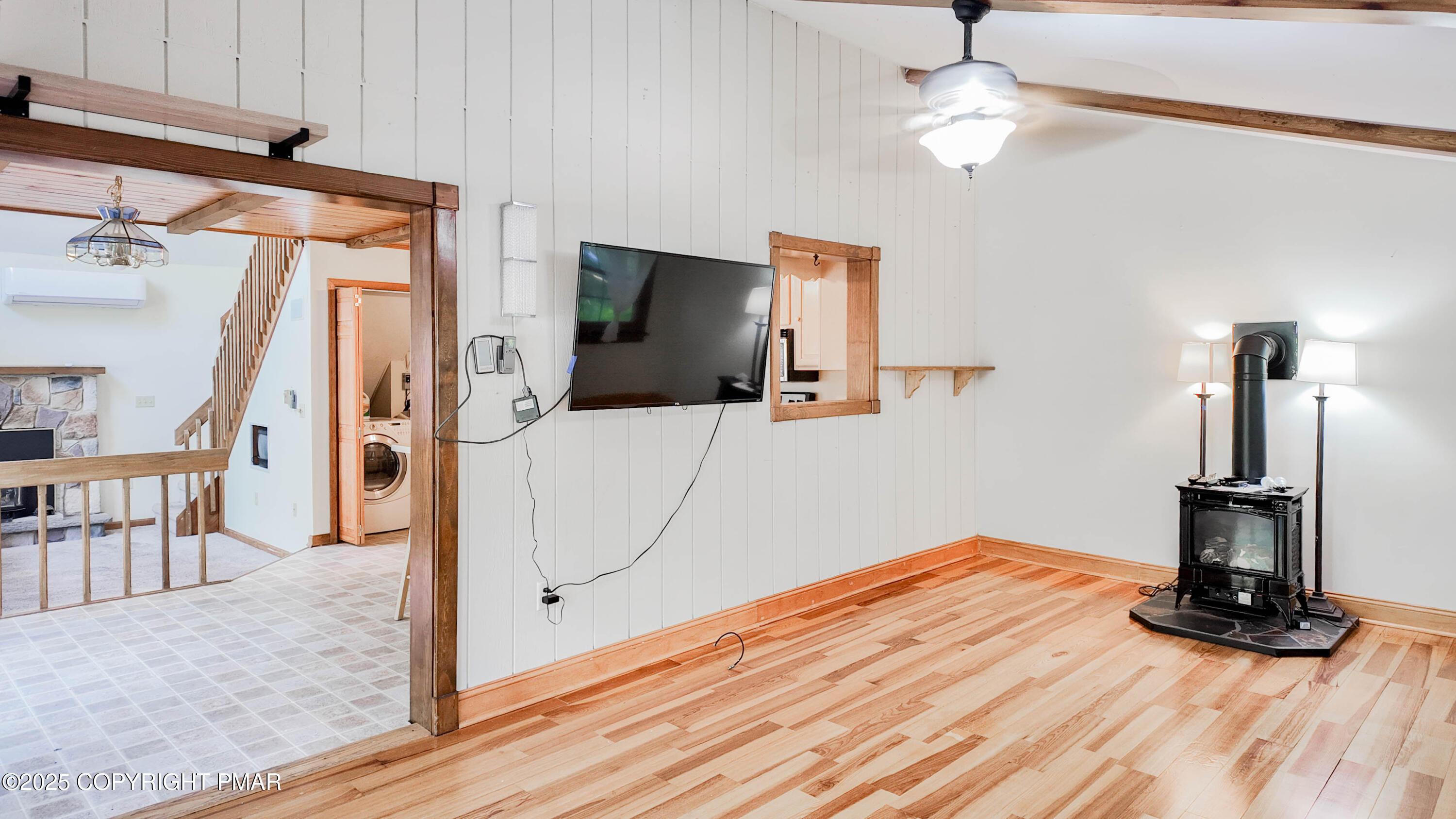 Image 4: DJI_20250909150841_0021_D