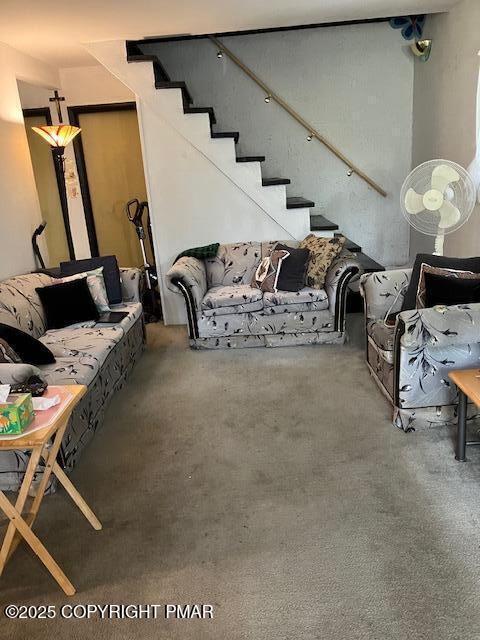Image 3: Living Room
