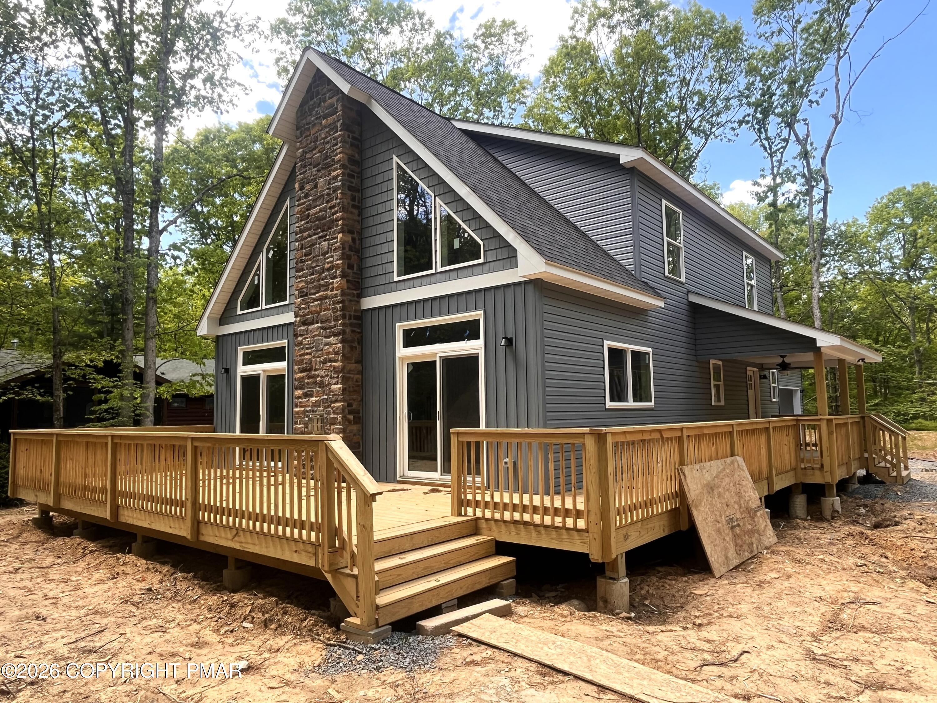 Image 1: Front of Home