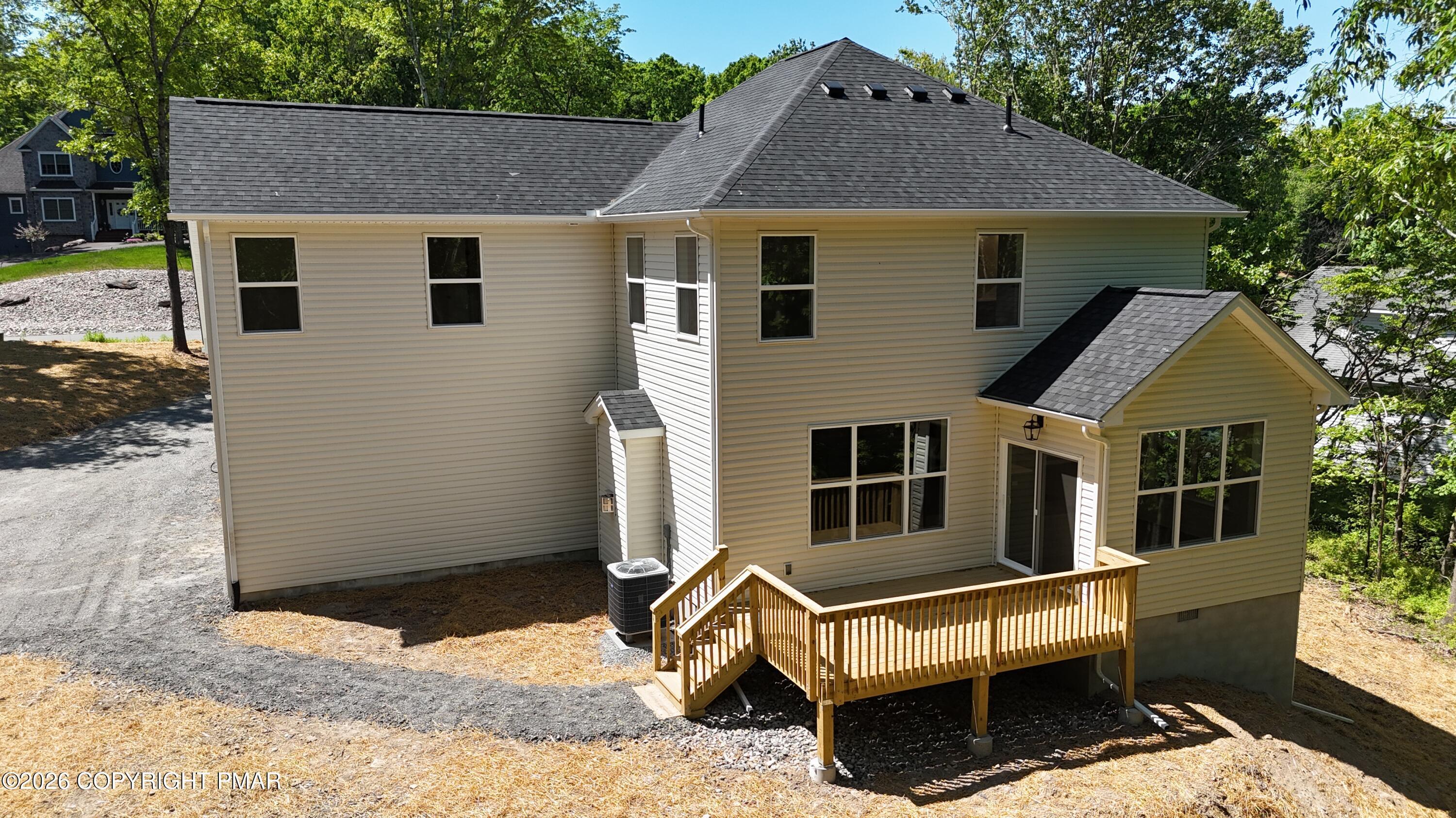 Image 4: Rear Elevation