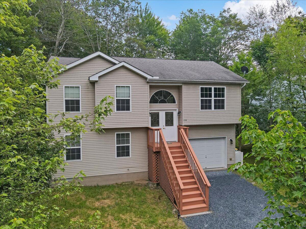 Image 3: Front of House