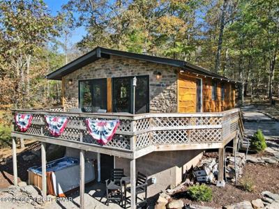 6384 Lakeshore Drive