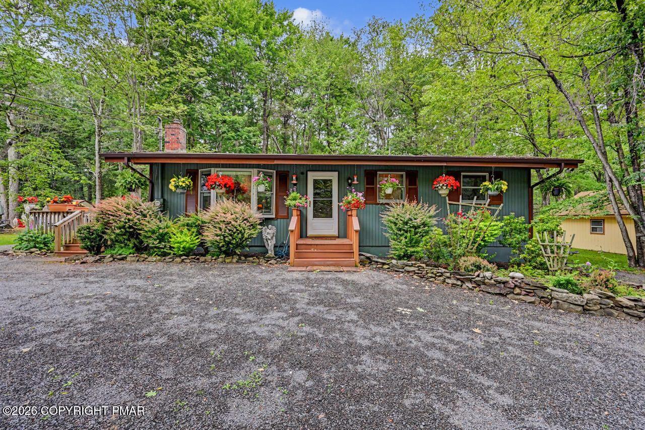 Image 1: 167 Tommy's Ln 02 Large