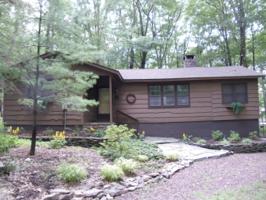 33 Forest Dr