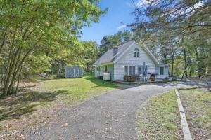 114 White Tail Ln