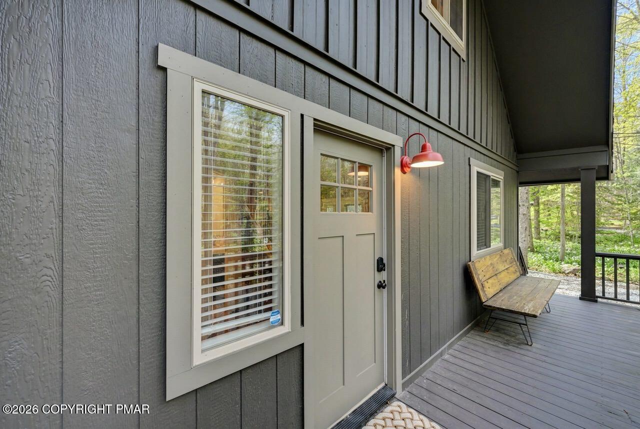 Image 3: 124 Gross Drive