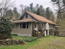 2208 Abby Rd