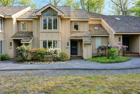 1065 Crestwoods Drive