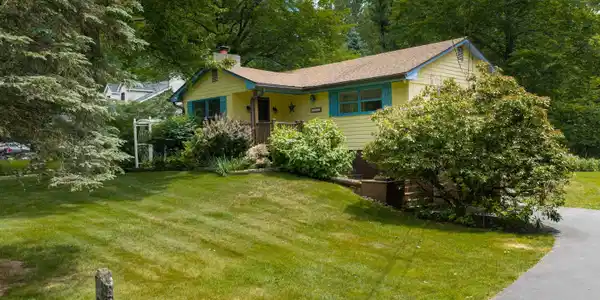 5226 Beechwood Road