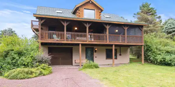 24 Bluejay Drive